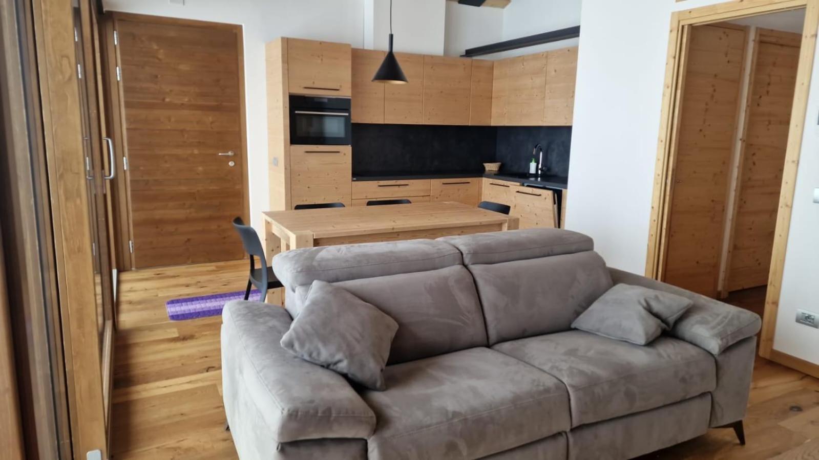 Casa Noemi Apartment ลีวินโญ ภายนอก รูปภาพ